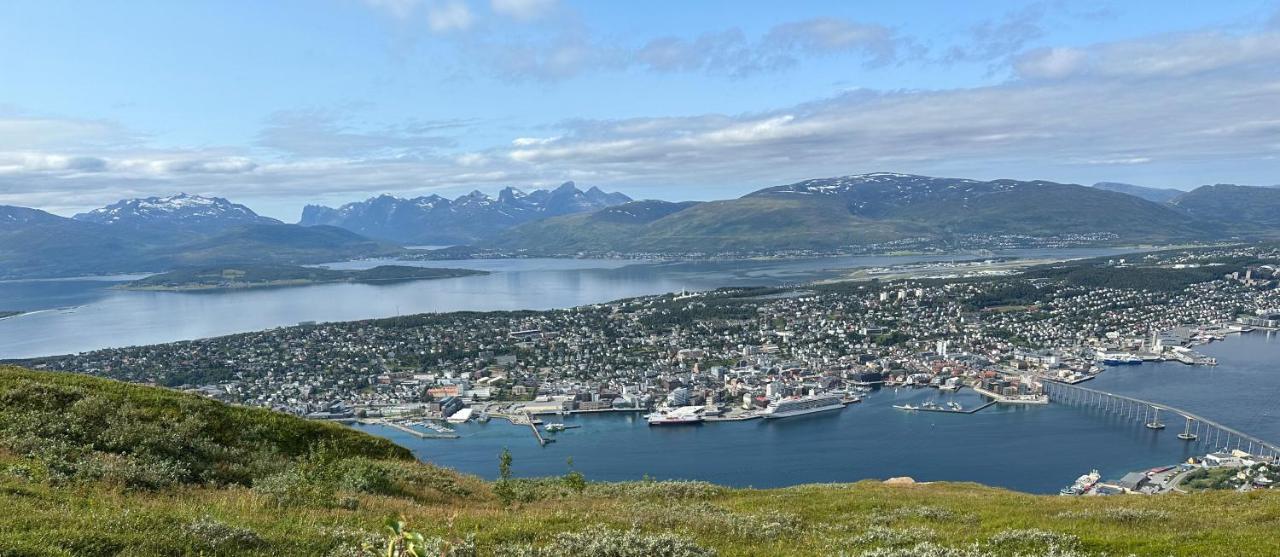 Tromsdalen Aurora Apartments Tromsø Extérieur photo